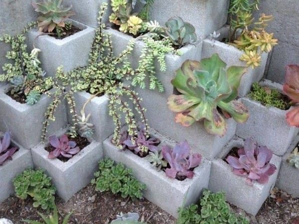 40 Amazing DIY Projects Using Cinder Blocks